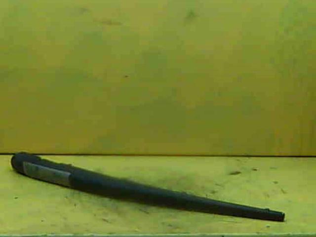 988152F000 Brazo del limpiaparabrisas trasero  comprar en Reus