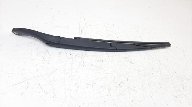 988152J000 HYUNDAI Brazo del limpiaparabrisas, trasero  en stock Huelva