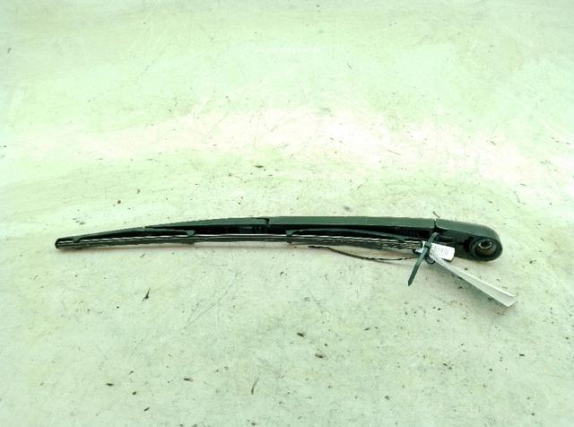988152J000 HYUNDAI Brazo del limpiaparabrisas, trasero  en stock Córdoba