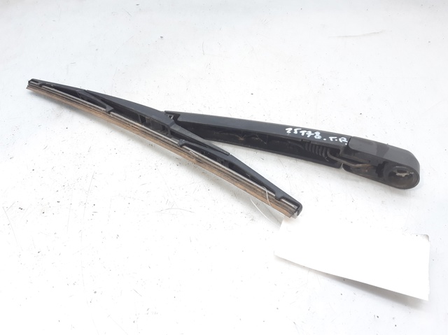 988152J000 Hyundai/Kia