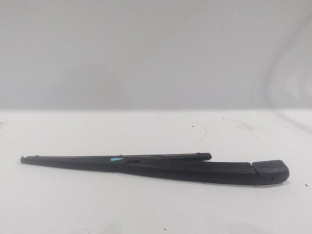 HYUNDAI 988152P000 Brazo del limpiaparabrisas, trasero  en stock Terrassa