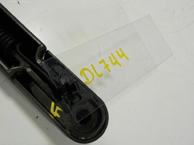 98815A4000 Brazo del limpiaparabrisas trasero  disponible Málaga