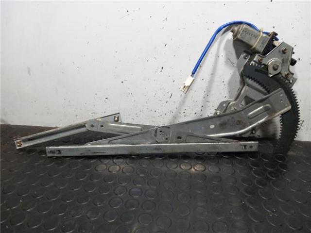 9882017100 Motor del elevalunas de la puerta delantera derecha  en stock Granada