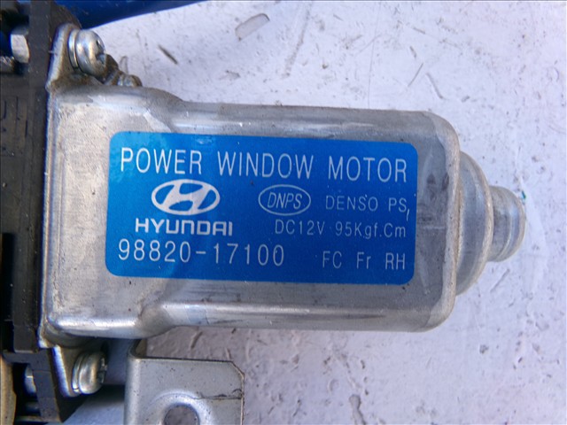 9882017100 HYUNDAI Motor del elevalunas de la puerta delantera derecha  comprar en Lleida