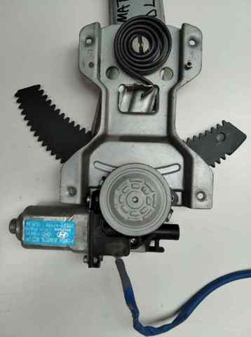 9882017100 HYUNDAI Motor del elevalunas de la puerta delantera derecha  en stock Gandía