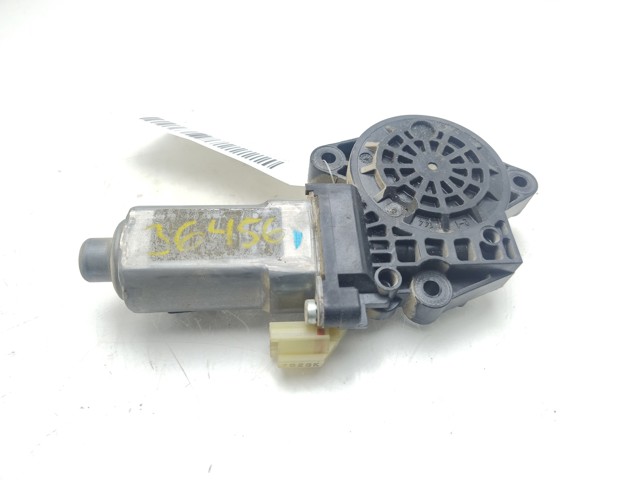 Motor eléctrico, elevalunas, puerta delantera derecha 988201F100 Hyundai/Kia