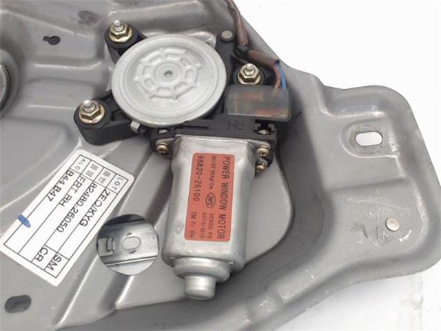 HYUNDAI 9882026100 Motor del elevalunas de la puerta delantera derecha  comprar en Albacete