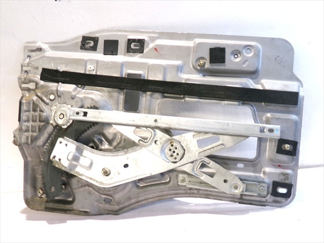 HYUNDAI 9882026200 Motor del elevalunas de la puerta trasera derecha  comprar en Ponferrada