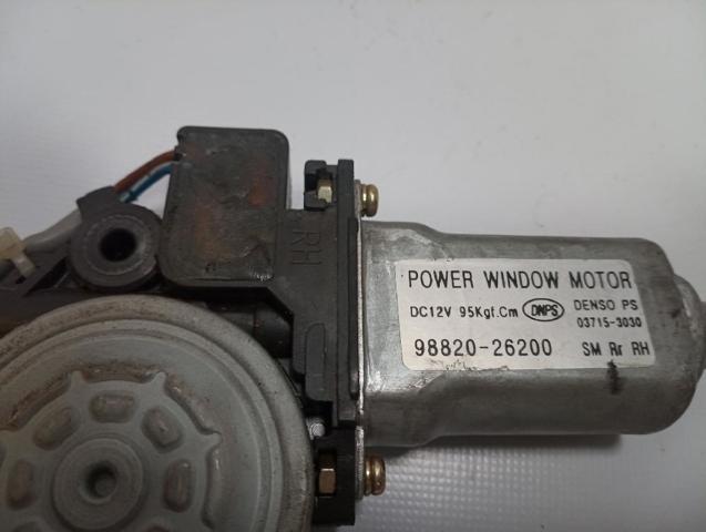 9882026200 HYUNDAI Motor del elevalunas de la puerta trasera derecha  en stock Córdoba