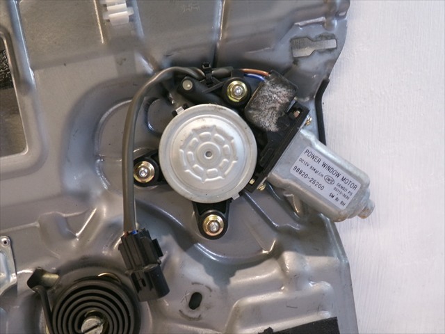 9882026200 HYUNDAI Motor del elevalunas de la puerta trasera derecha  comprar en Oviedo