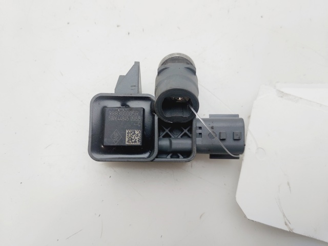 988300005R Renault (RVI)