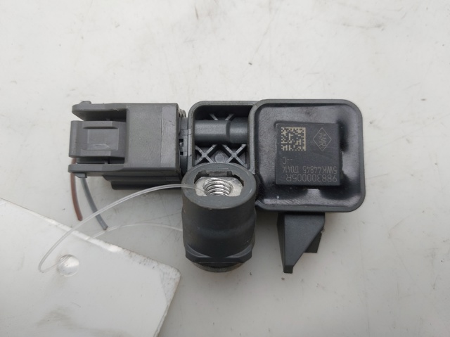 988300005R Renault (RVI)