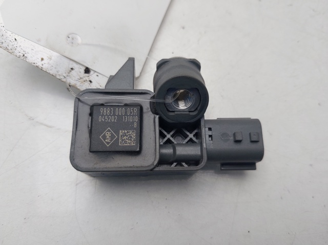 988300005R Renault (RVI)