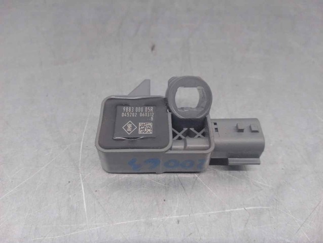 988300005R Renault (RVI)