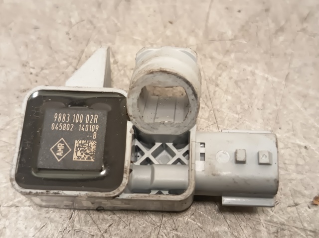988310002R Renault (RVI)