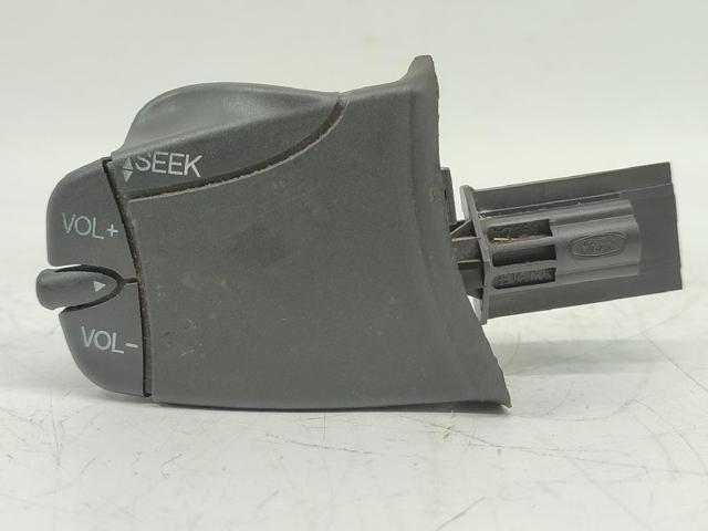 98AB14K147AC Interruptor de la columna de dirección para control de audio  en stock Sabadell