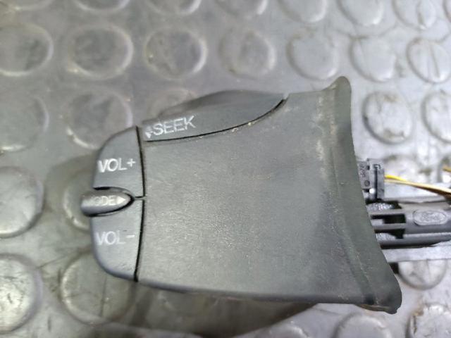 98AB14K147AD Interruptor de la columna de dirección para control de audio  disponible Burgos