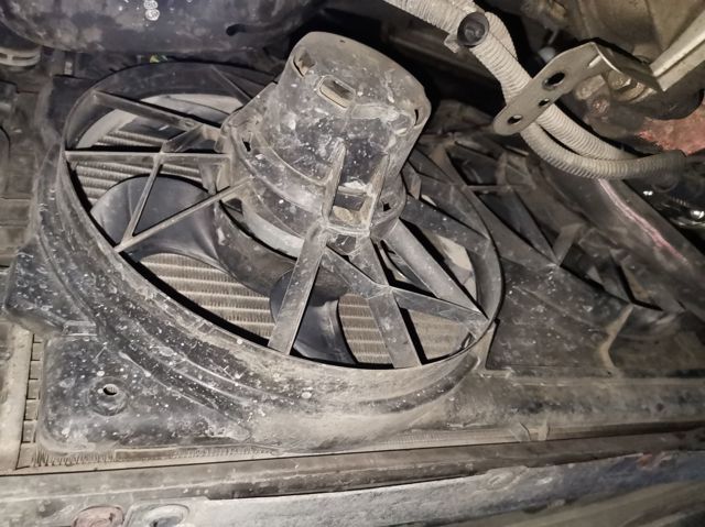 Ventilador del motor para Ford Focus DAW, DBW