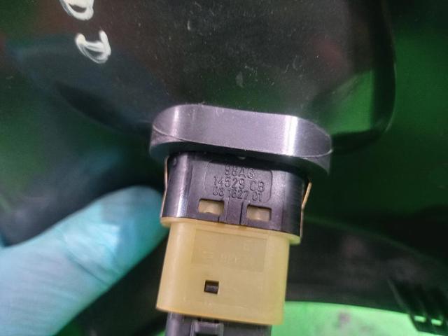 98AG14529CB Botón de encendido del motor del elevalunas delantero derecho  disponible Málaga