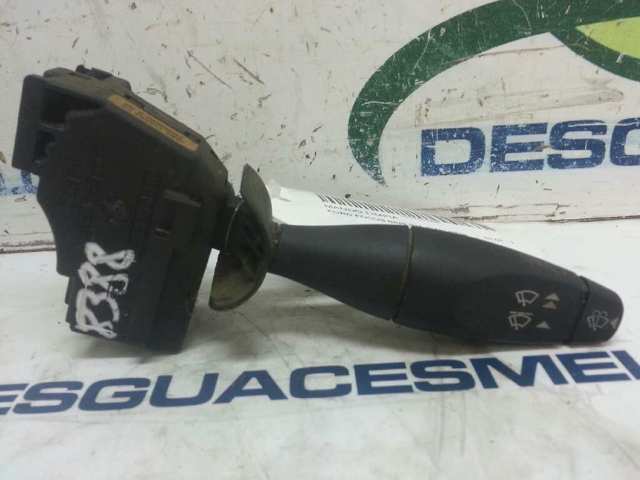 98AG17A553CC Ford
