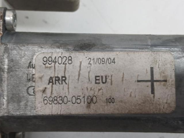 992045100 TOYOTA Mecanismo de elevalunas de la puerta trasera derecha comprar Alcalá