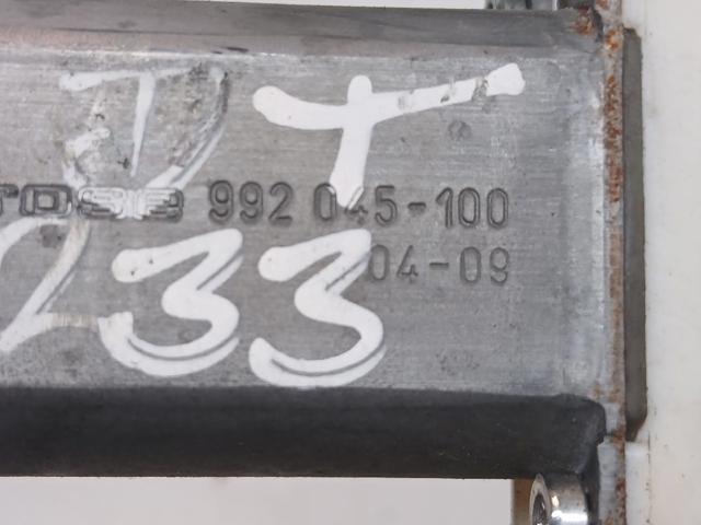 TOYOTA 992045100 Mecanismo de elevalunas de la puerta trasera derecha  en stock Salamanca