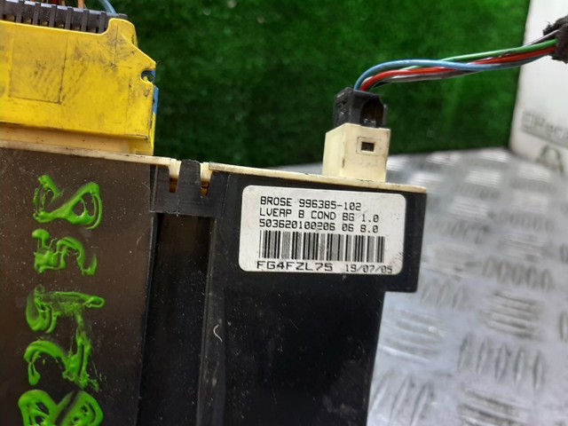 996385102 Motor del elevalunas eléctrico  en stock Sabadell