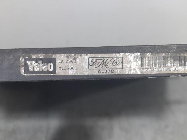 LAND ROVER 9G9119710BA Condensador de aire acondicionado  disponible España