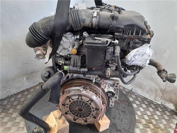 9H02 PEUGEOT Bloque de cilindros del motor  disponible Ourense