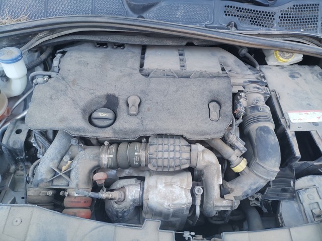 Motor Citroen C4 ()