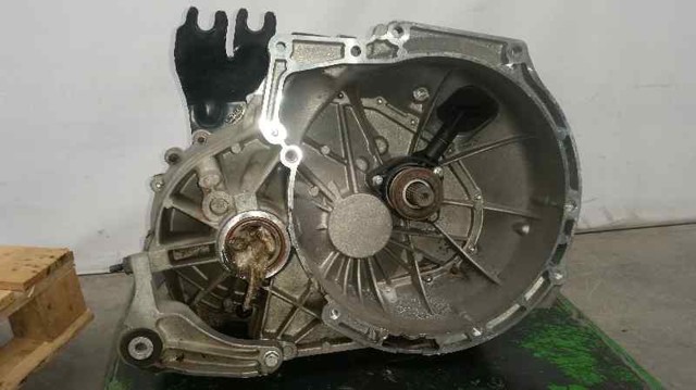 9M5R7002YB Ford