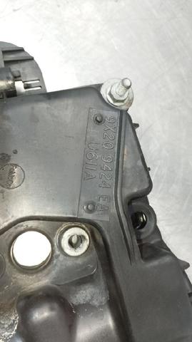 9X2Q9424EA Land Rover