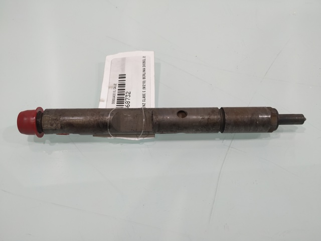 Inyector-bomba A0000101551 MERCEDES