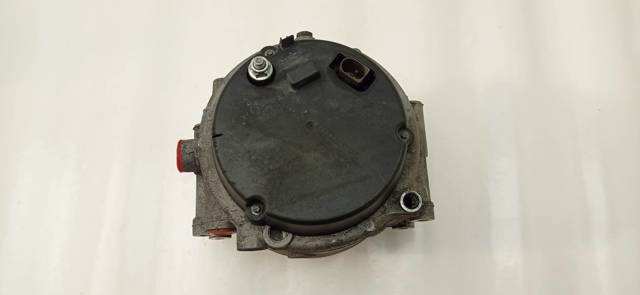 MERCEDES A0001501750 Alternador  comprar en Albacete