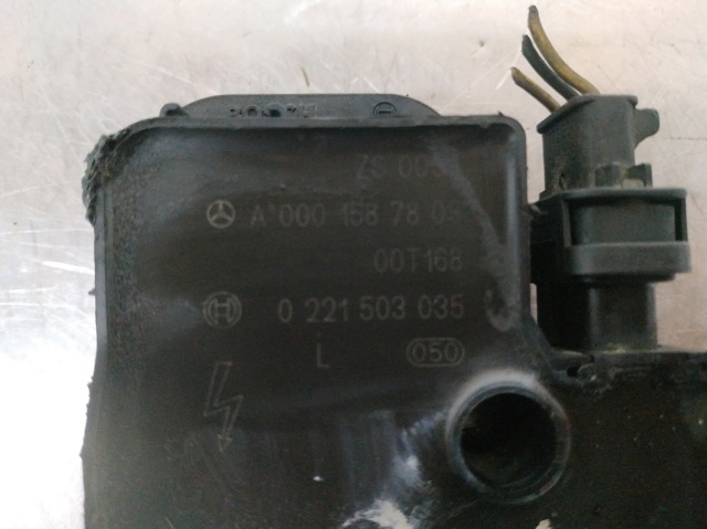 A0001587803 Mercedes