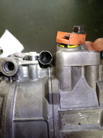 MERCEDES A0002306811 Compresor de aire acondicionado comprar Pamplona