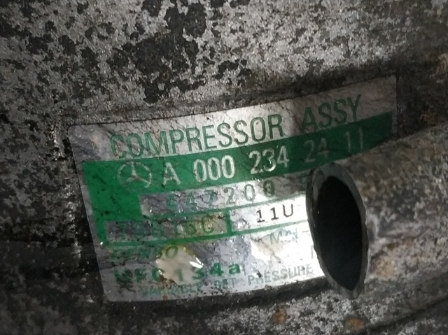 A0002342411 MERCEDES Compresor de aire acondicionado  en stock Gandía