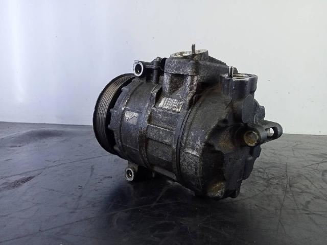 A0002343111 MERCEDES Compresor de aire acondicionado  en stock Córdoba