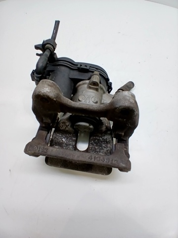 A0004232481 MERCEDES Pinza de freno trasera derecha comprar Bilbao
