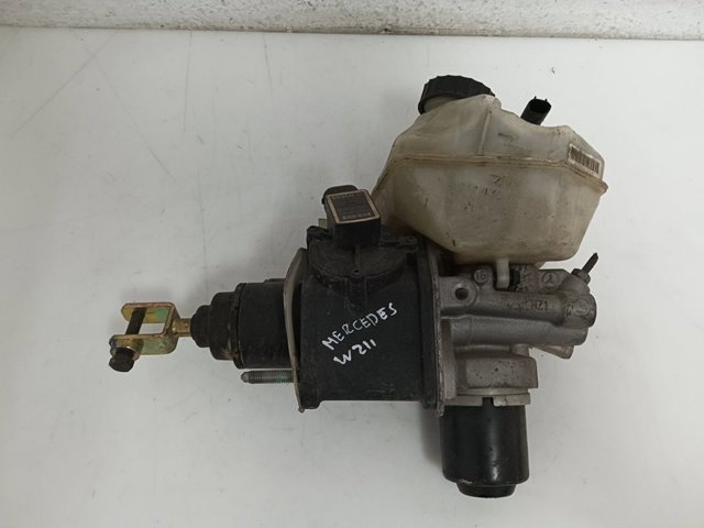 A0004300312 MERCEDES Cilindro maestro de frenos comprar Alcalá