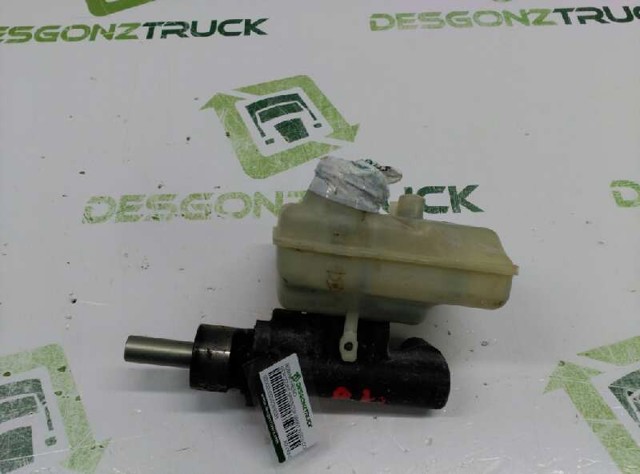 Cilindro principal de freno A0004316401 MERCEDES