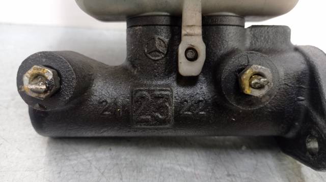 MERCEDES A0004316401 Cilindro principal de freno  comprar en Ponferrada