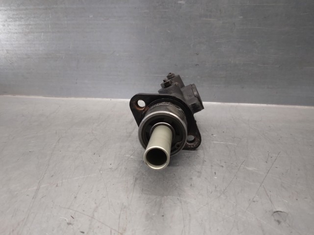 A0004316501 MERCEDES Cilindro principal de freno  disponible Vigo