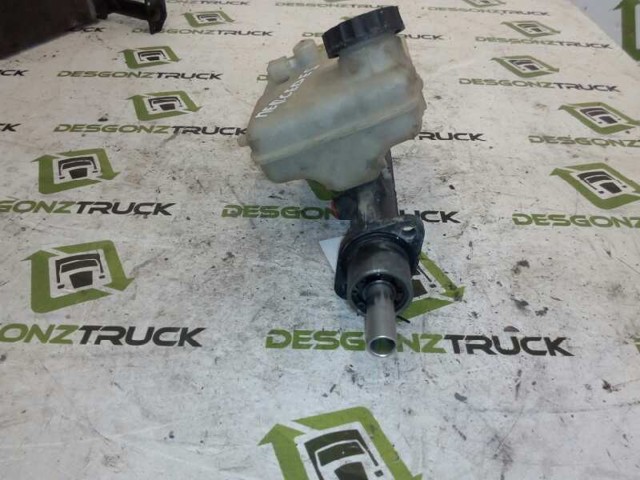 MERCEDES A0004316501 Cilindro principal de freno  disponible España