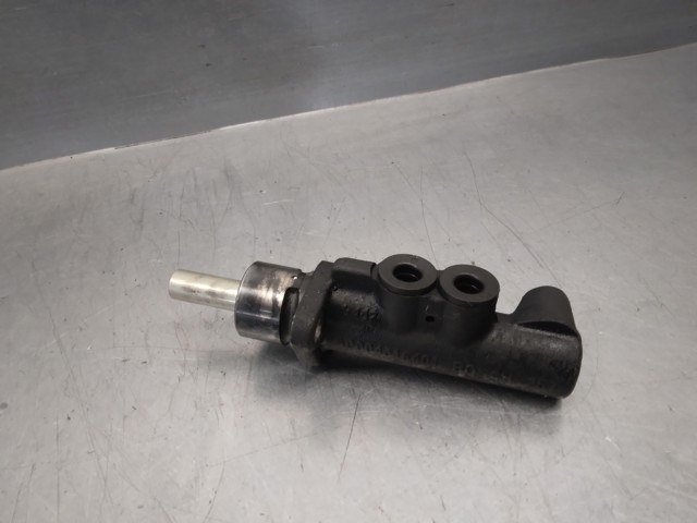 MERCEDES A0004316501 Cilindro maestro de frenos comprar Pamplona