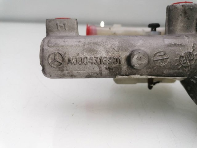 A0004316901 MERCEDES Cilindro principal de freno  comprar en Jaén