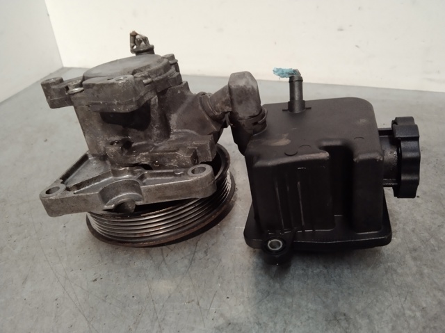 A0004600183 MERCEDES Depósito de bomba de dirección hidráulica comprar Bilbao