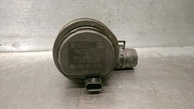 A0005000686 Bomba de agua  en stock Granada