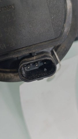 A0005000686 MERCEDES Bomba de agua  en stock Gandía