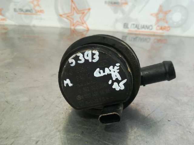 A0005000686 MERCEDES Bomba de agua  comprar en Lleida